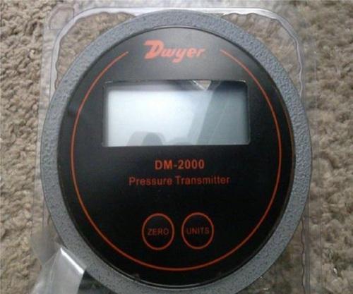 DWYER INSTRUMENTS DM-2006-LCD Pressure Transmitter,LCD,0 to 3 In WC 